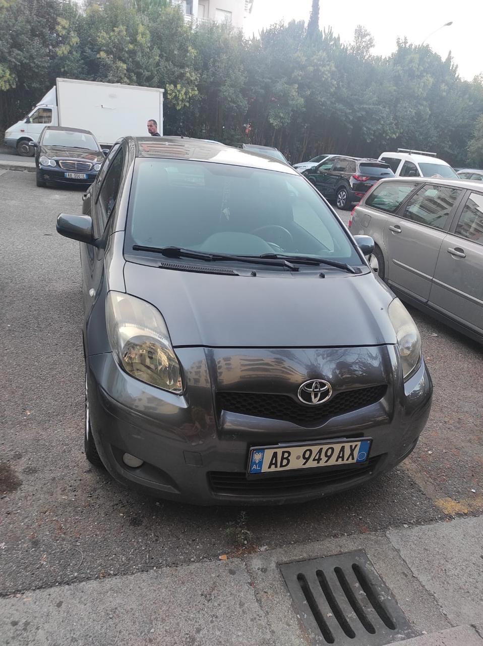 Toyota Yaris iA - main photo