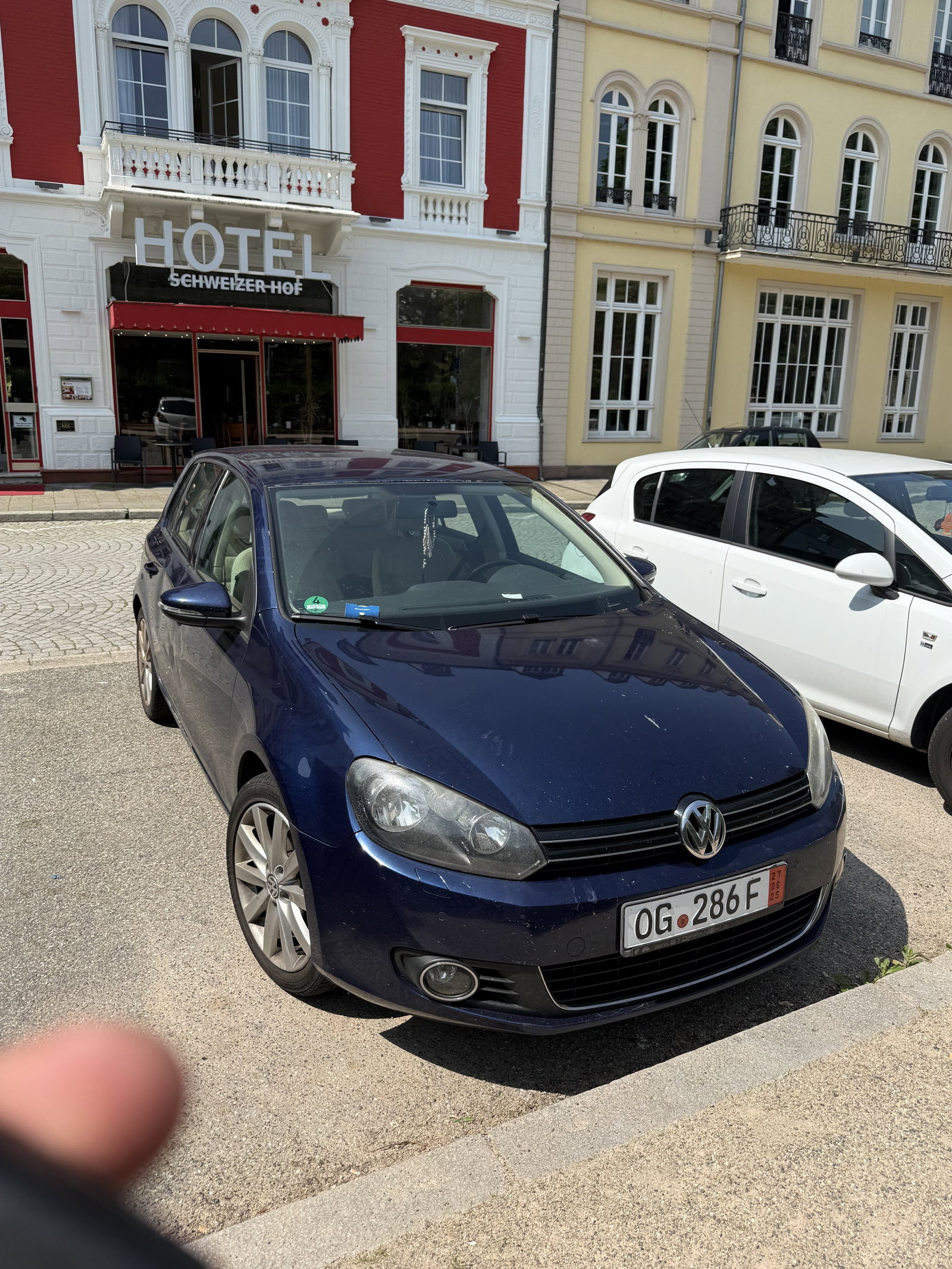 Volkswagen Golf RentX Albania