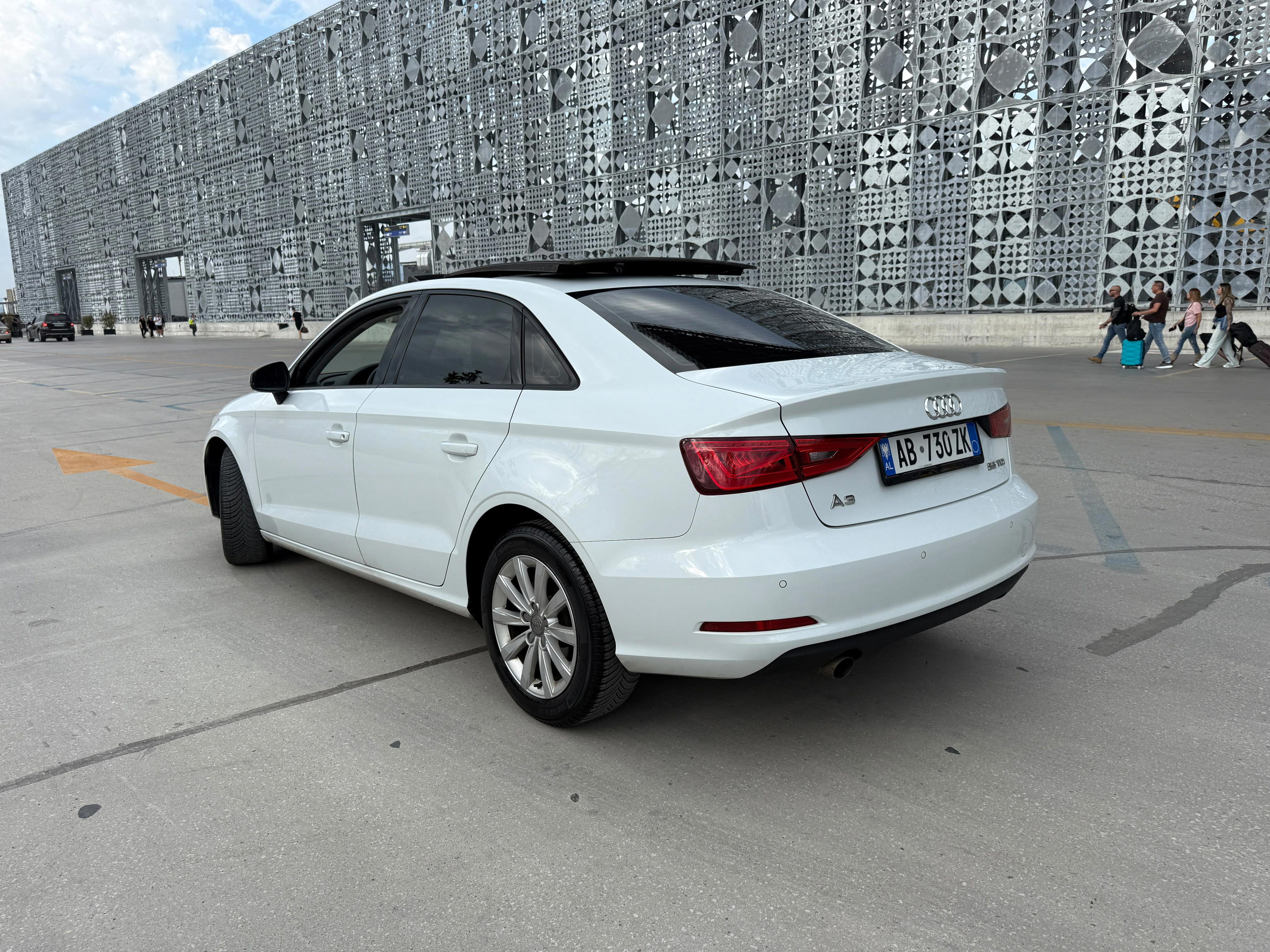 Audi A3 - photo 4
