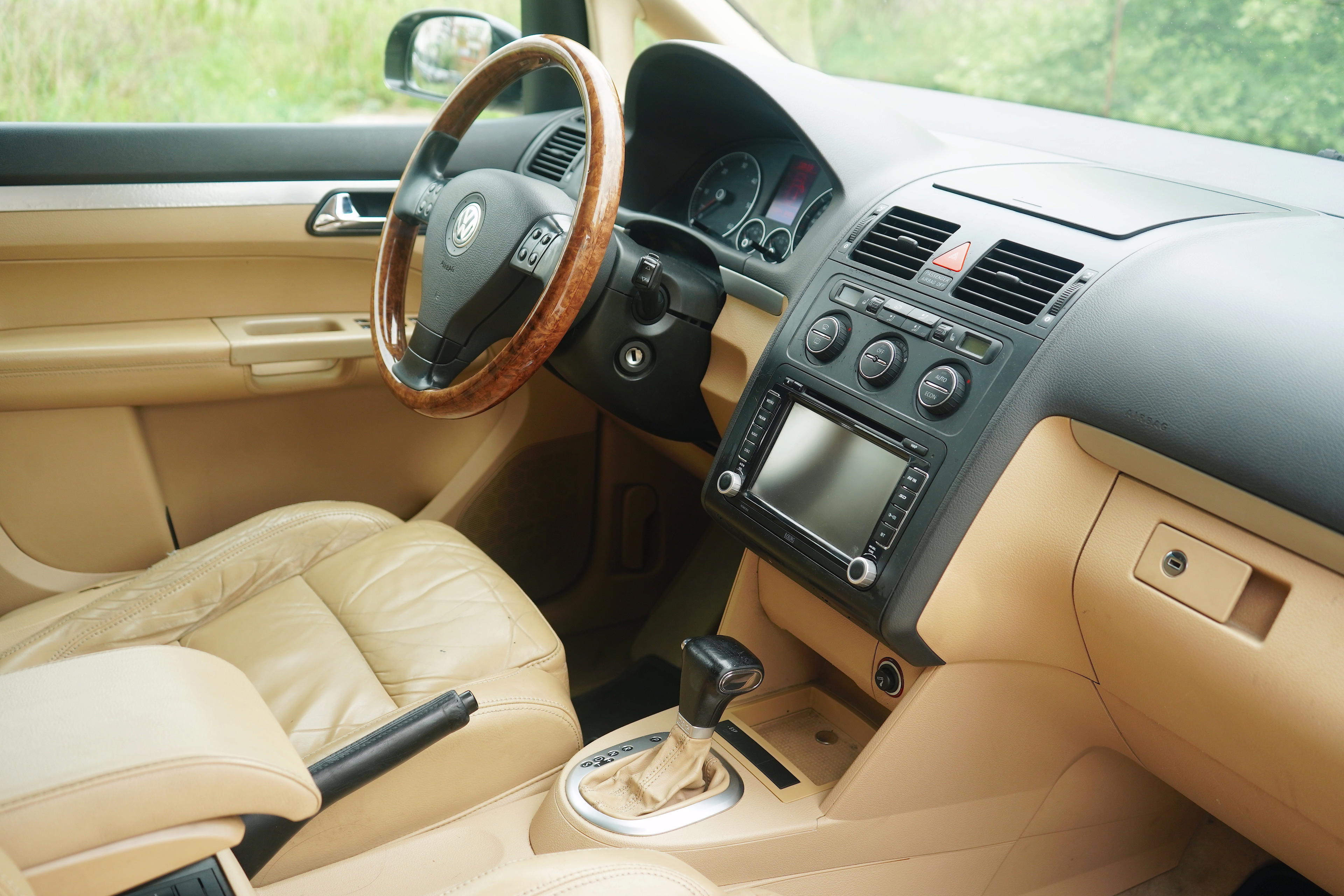 Volkswagen Touran - photo 3