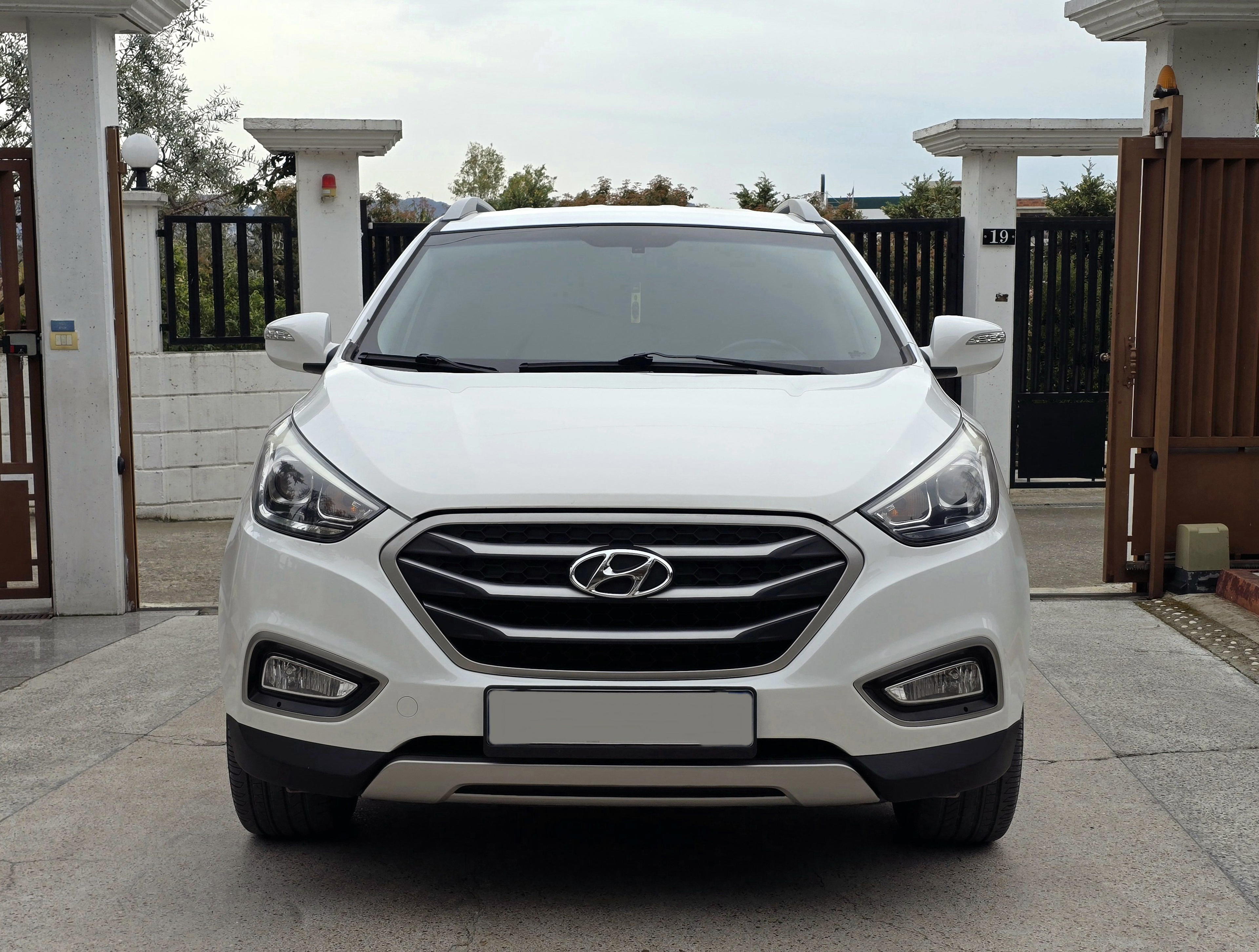 Hyundai Tucson RentX Albania