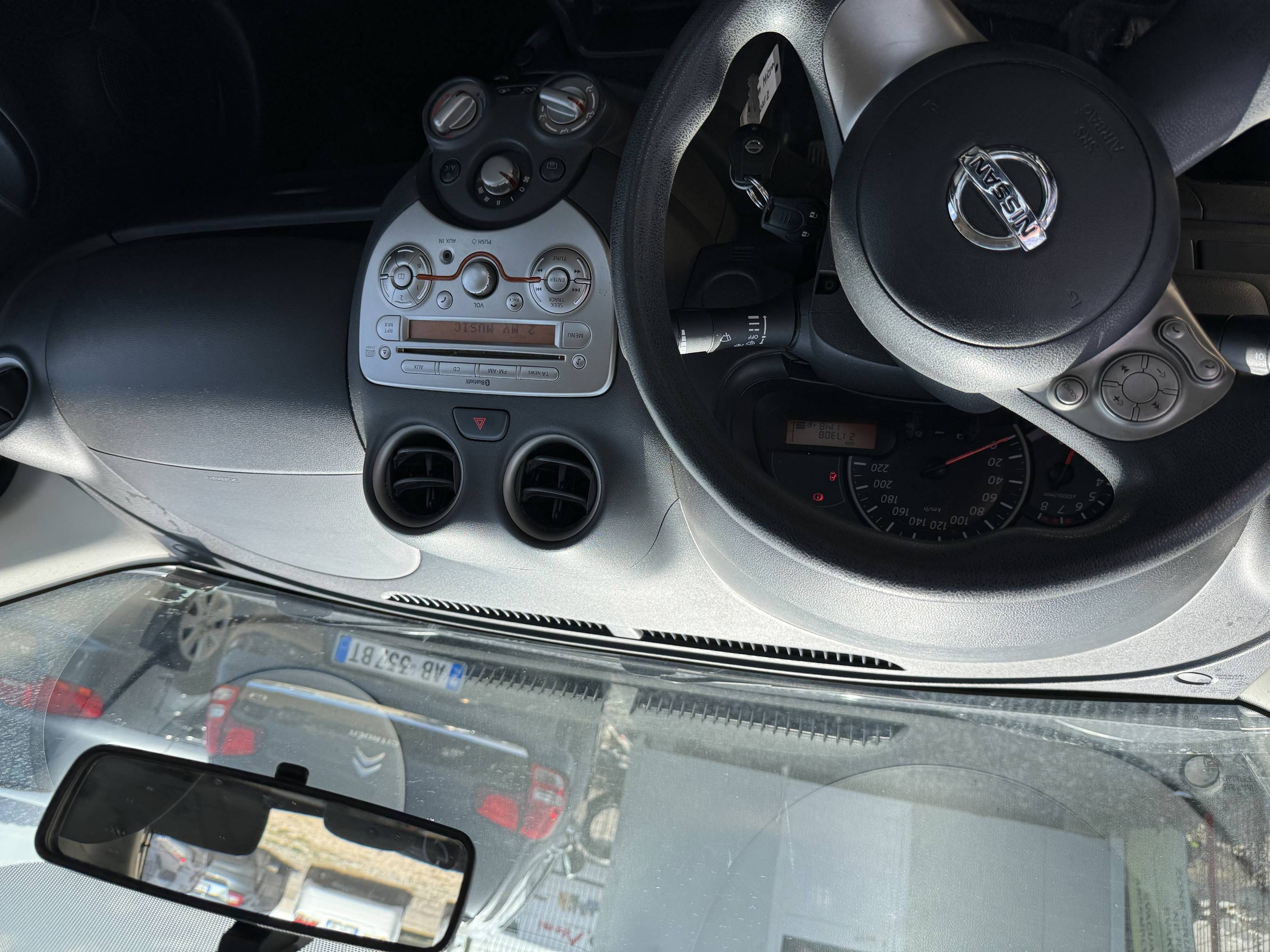Nissan Micra - photo 4