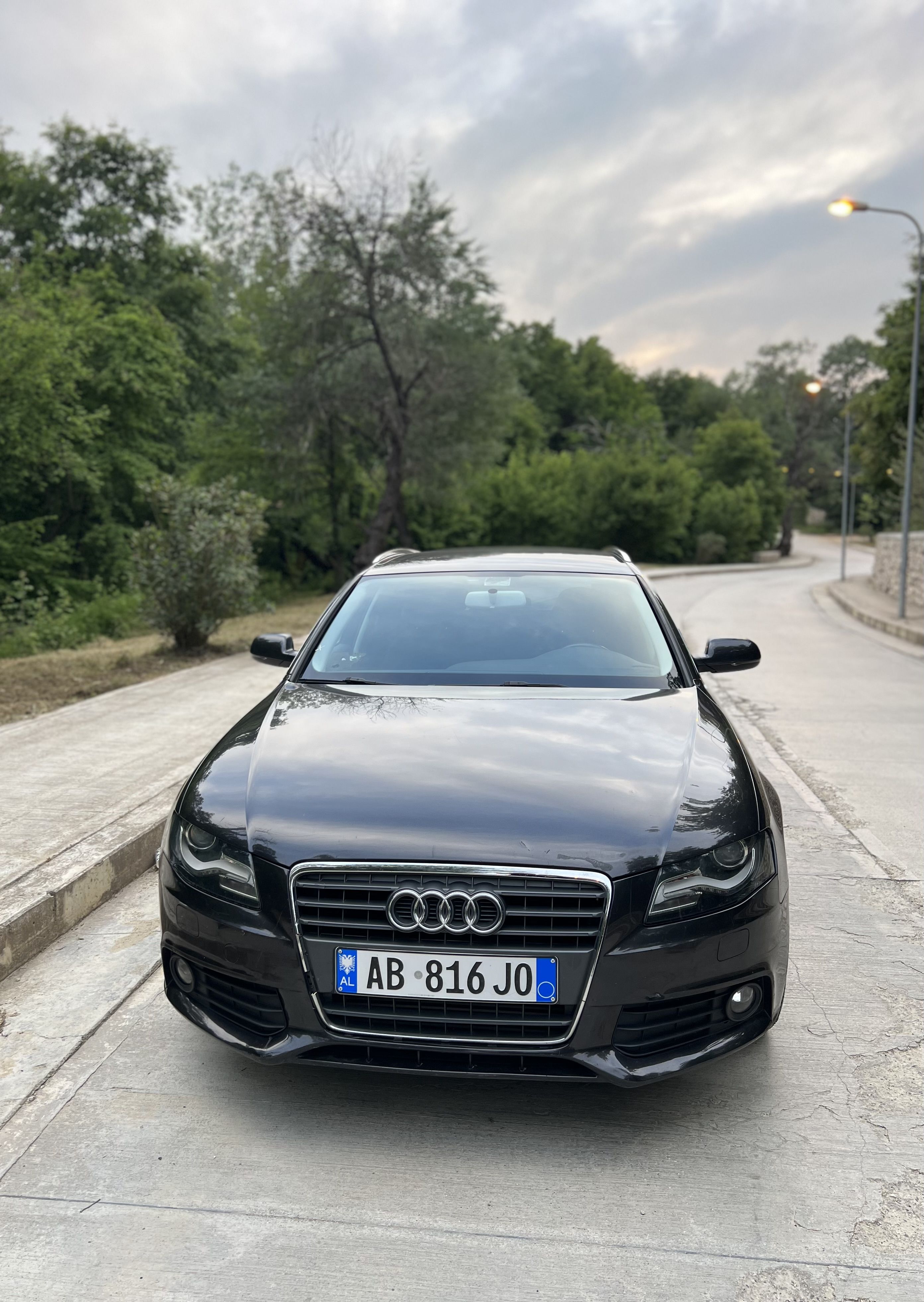Audi A4 allroad - main photo