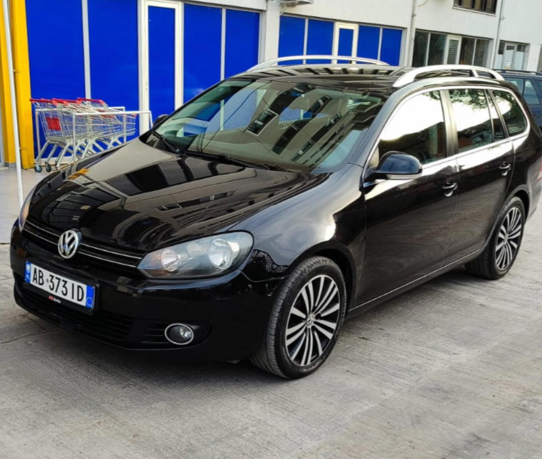 Volkswagen Golf SportWagen for rent