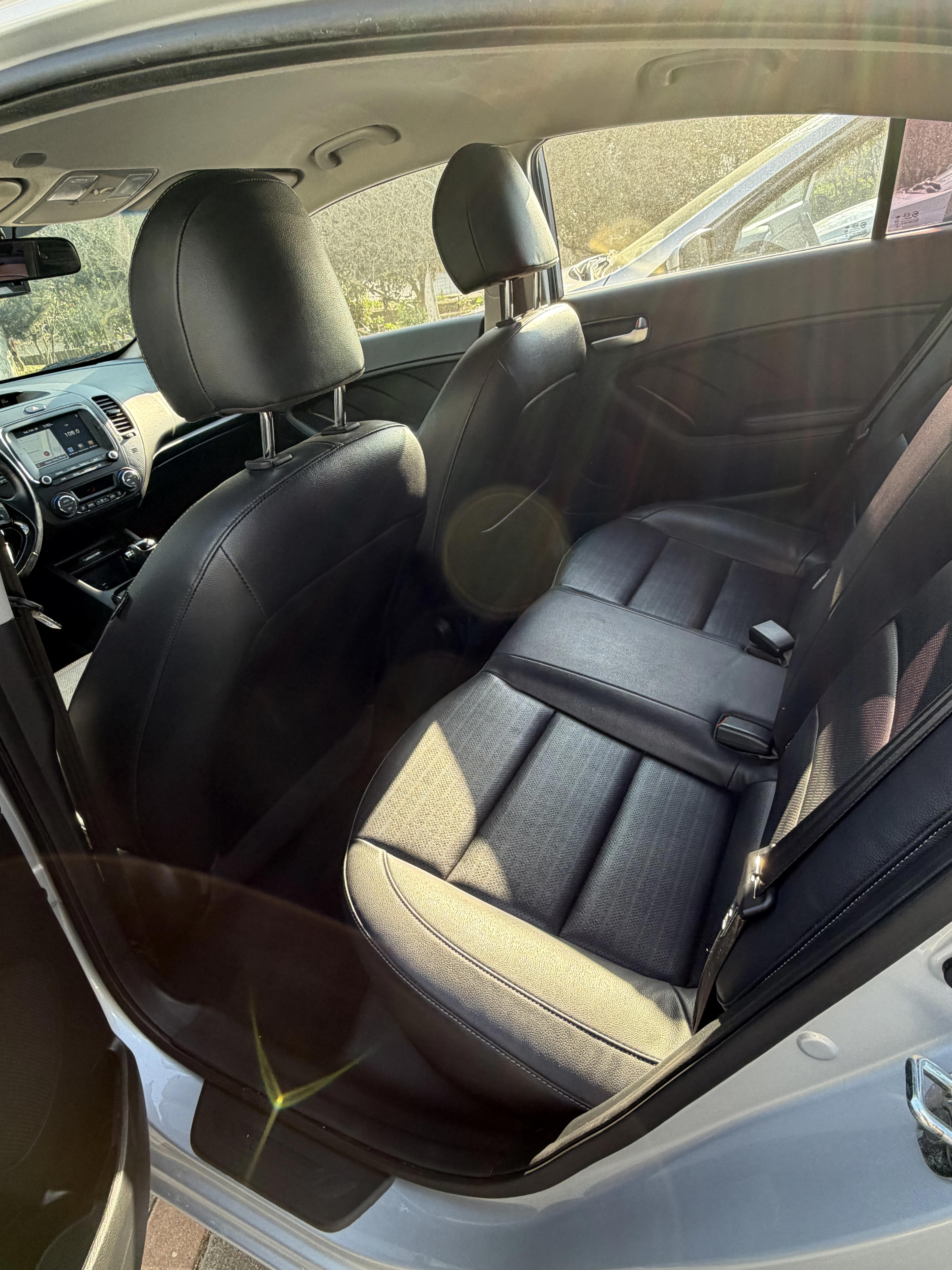 Kia K3 - photo 3