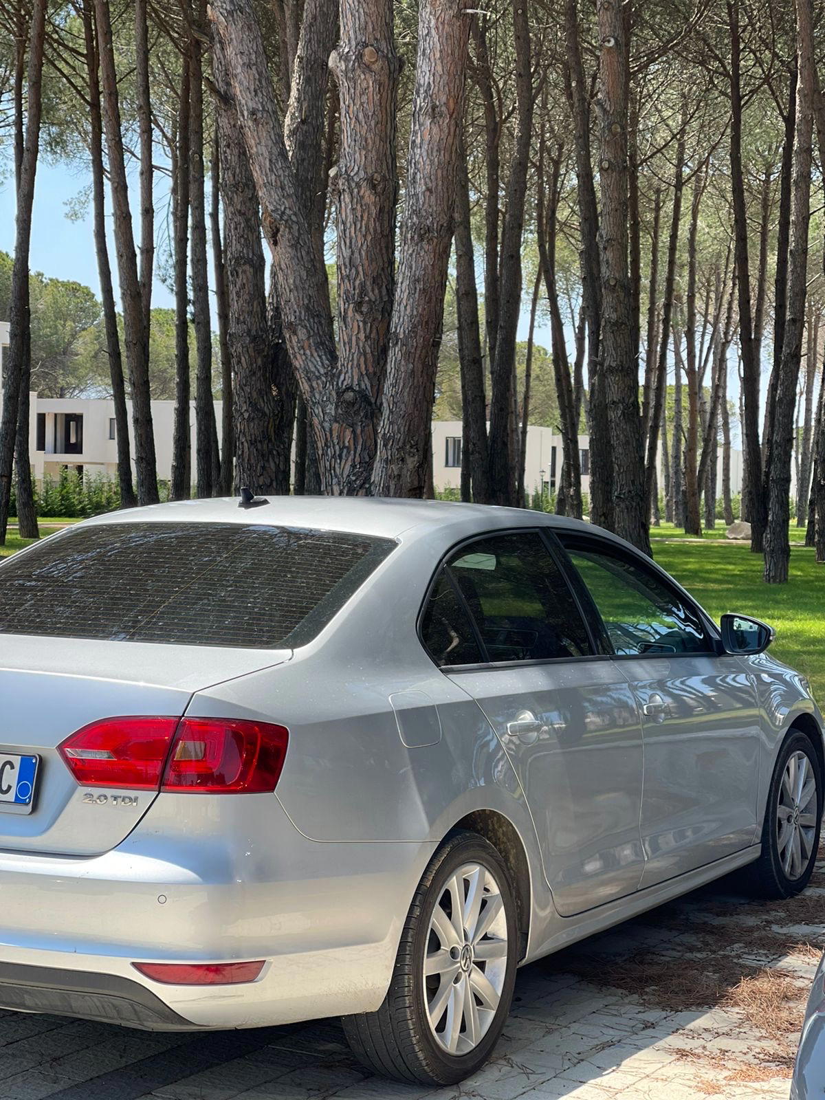 Volkswagen Jetta - photo 4