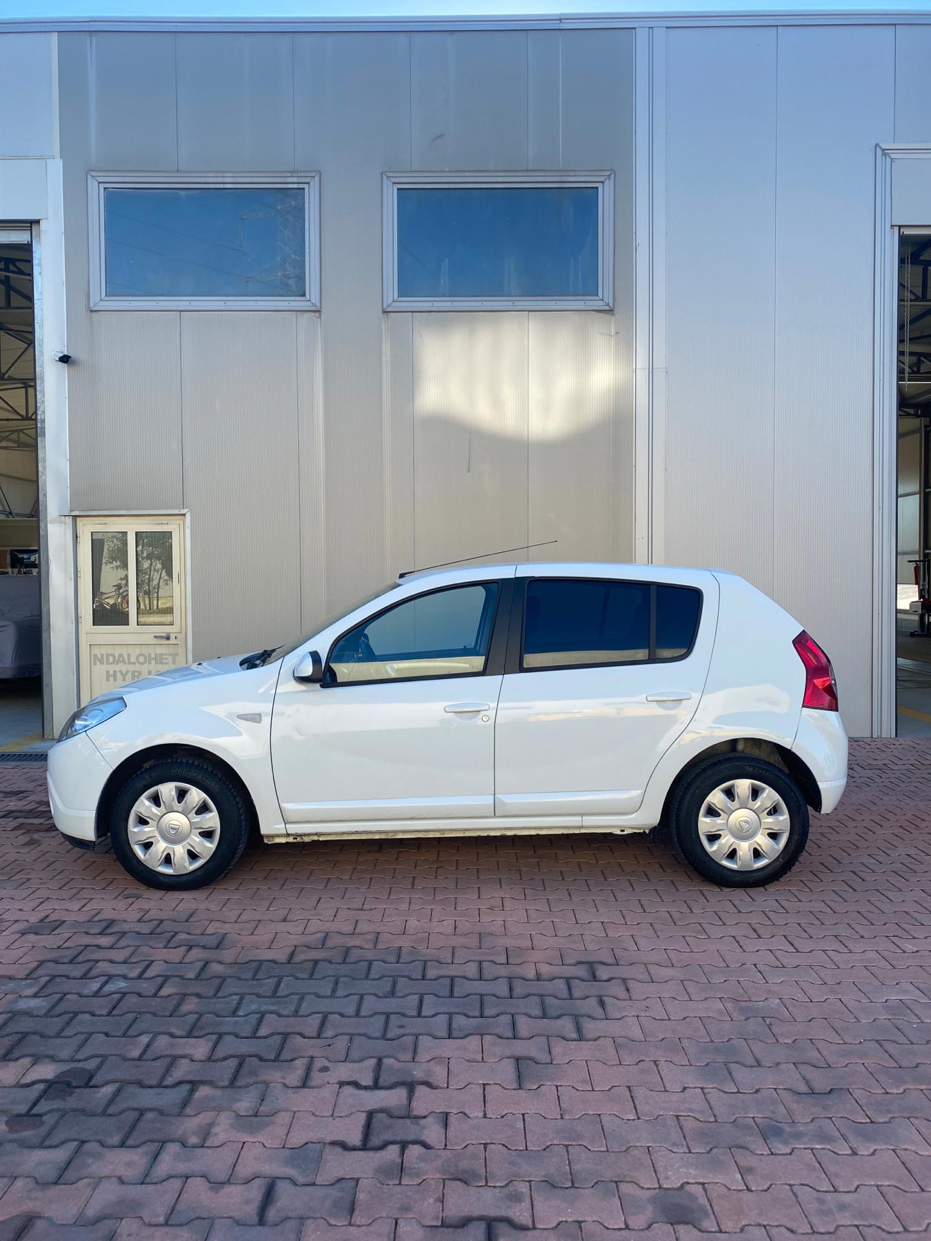 Dacia Sandero - photo 3