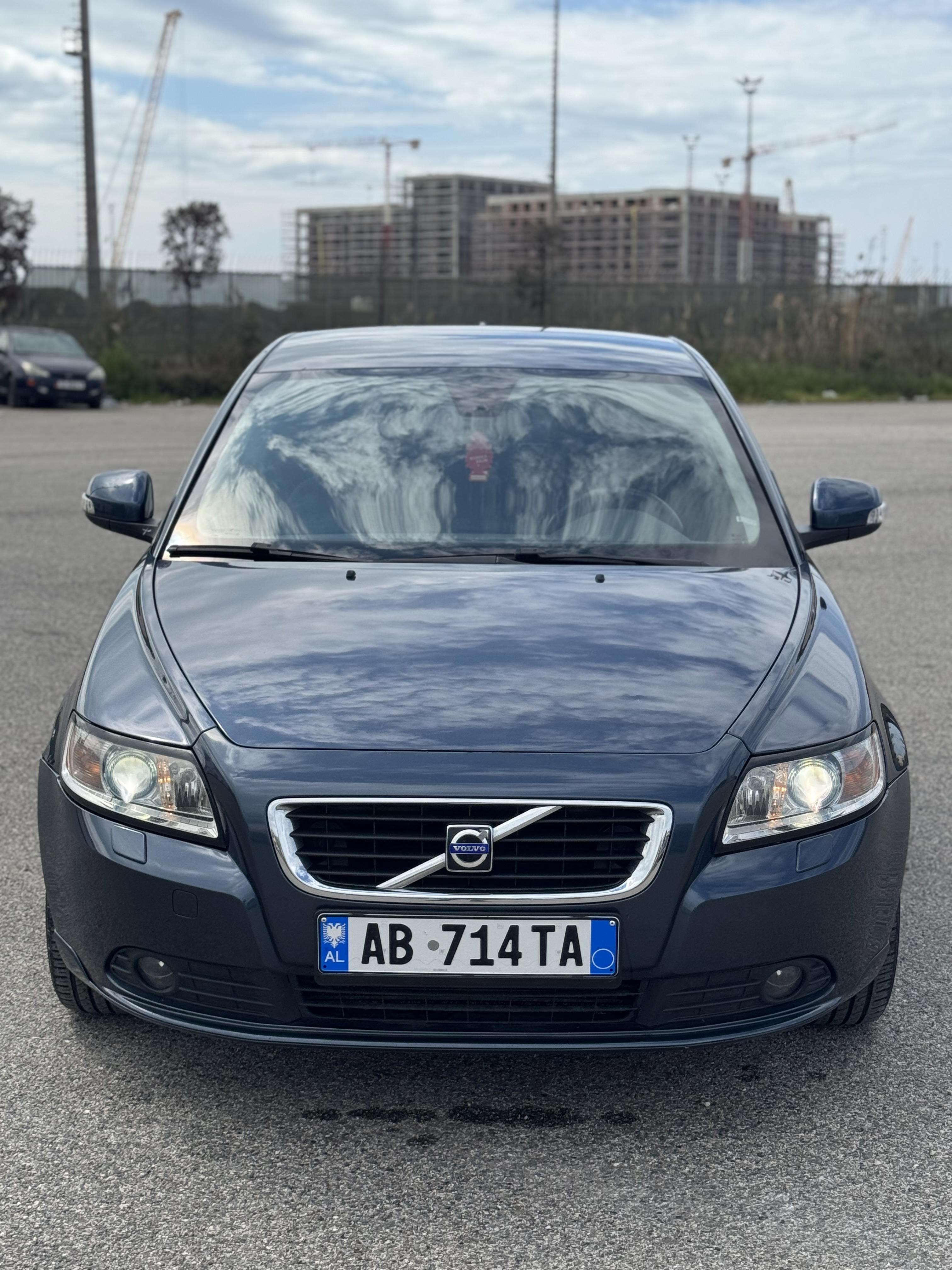 Volvo S40 RentX Albania