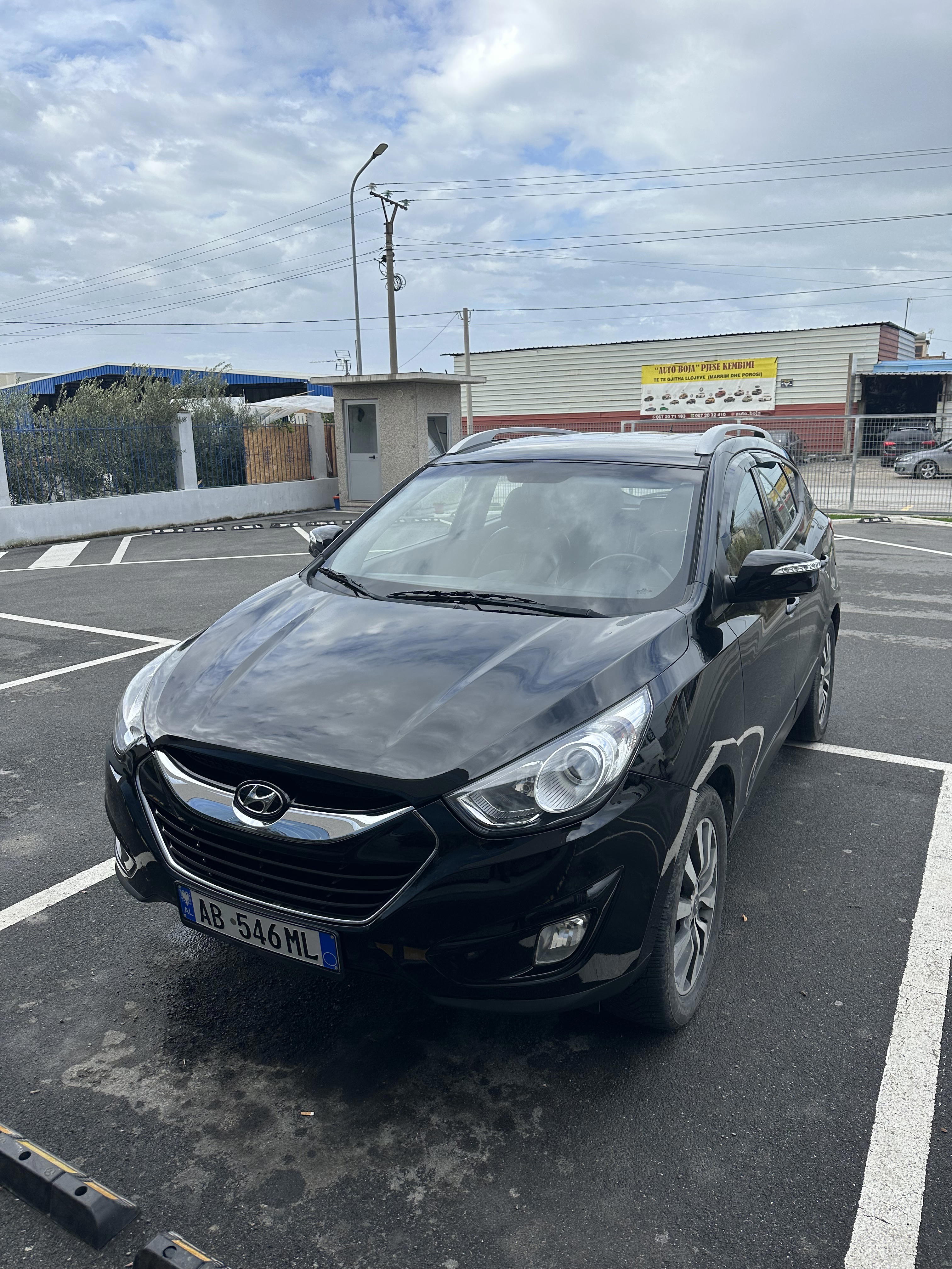 Hyundai Tucson - main photo