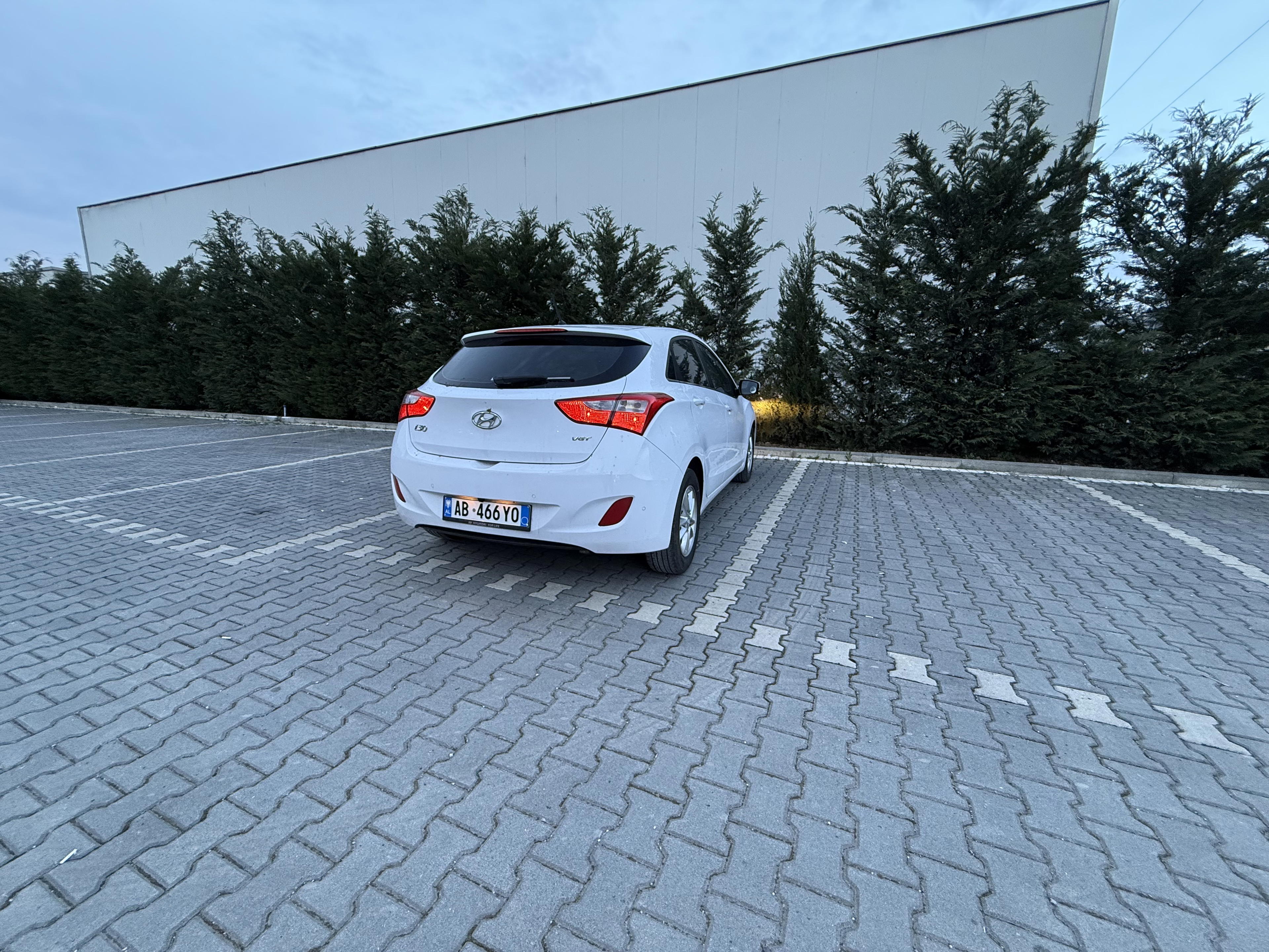 Hyundai I30 - photo 4