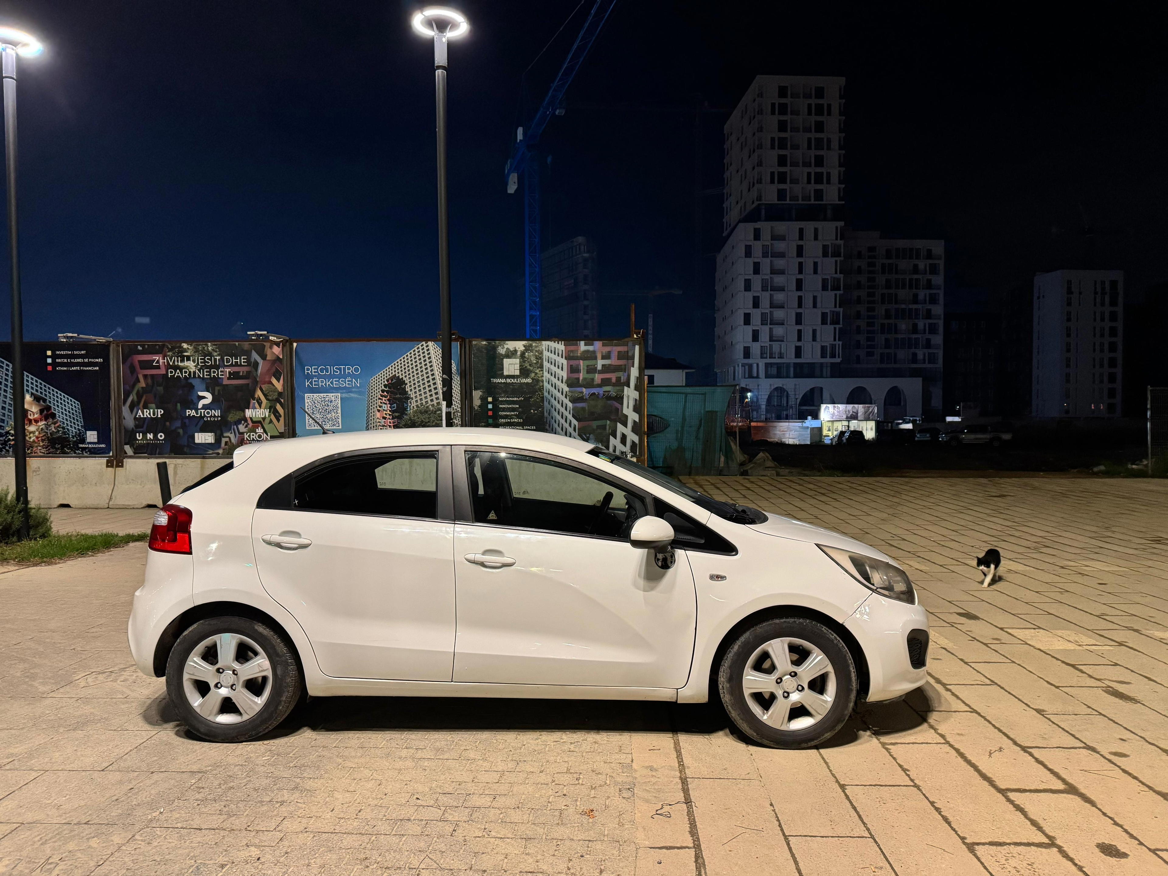 Kia Rio - photo 4