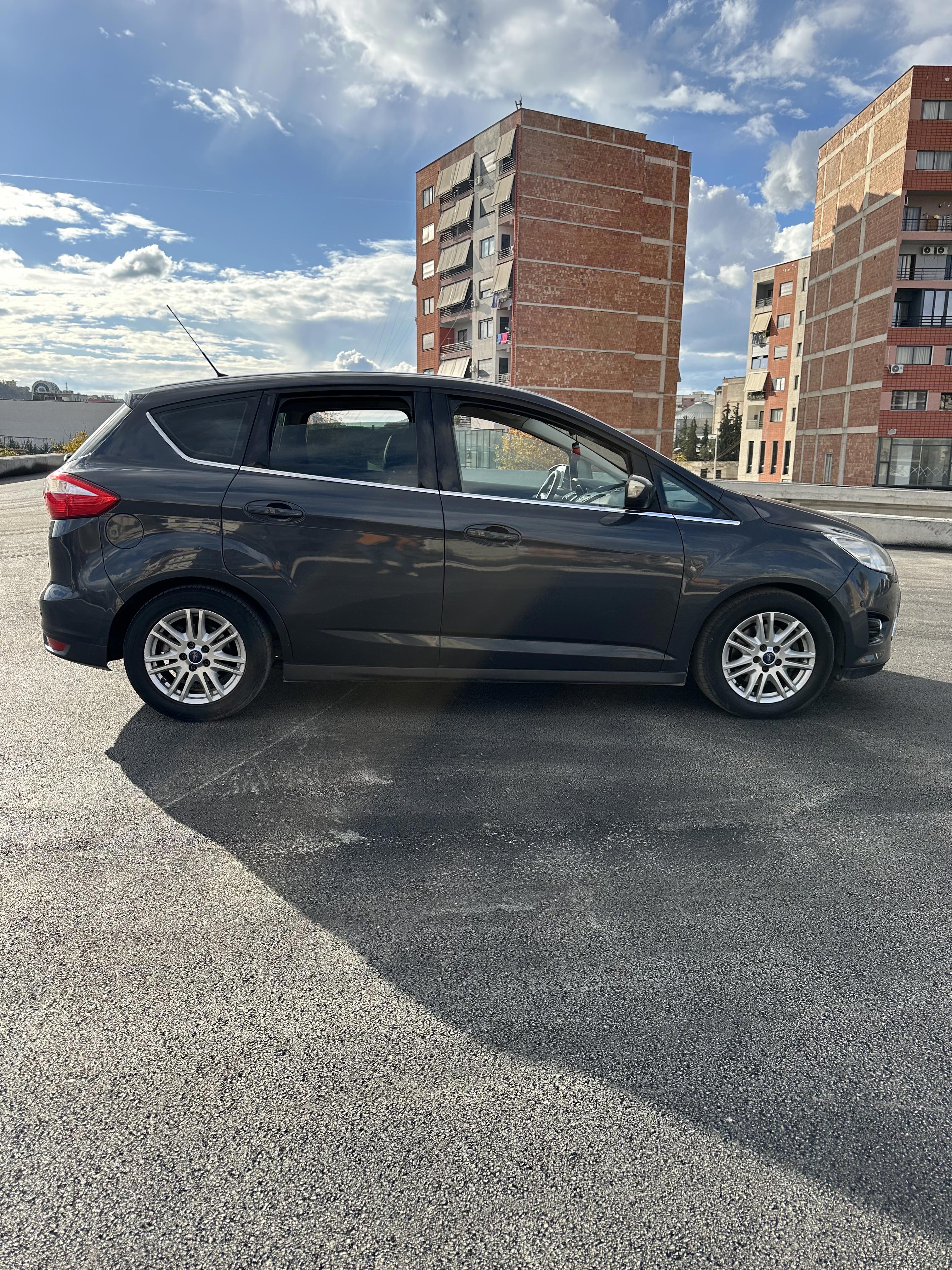 Ford C-MAX Energi - photo 4
