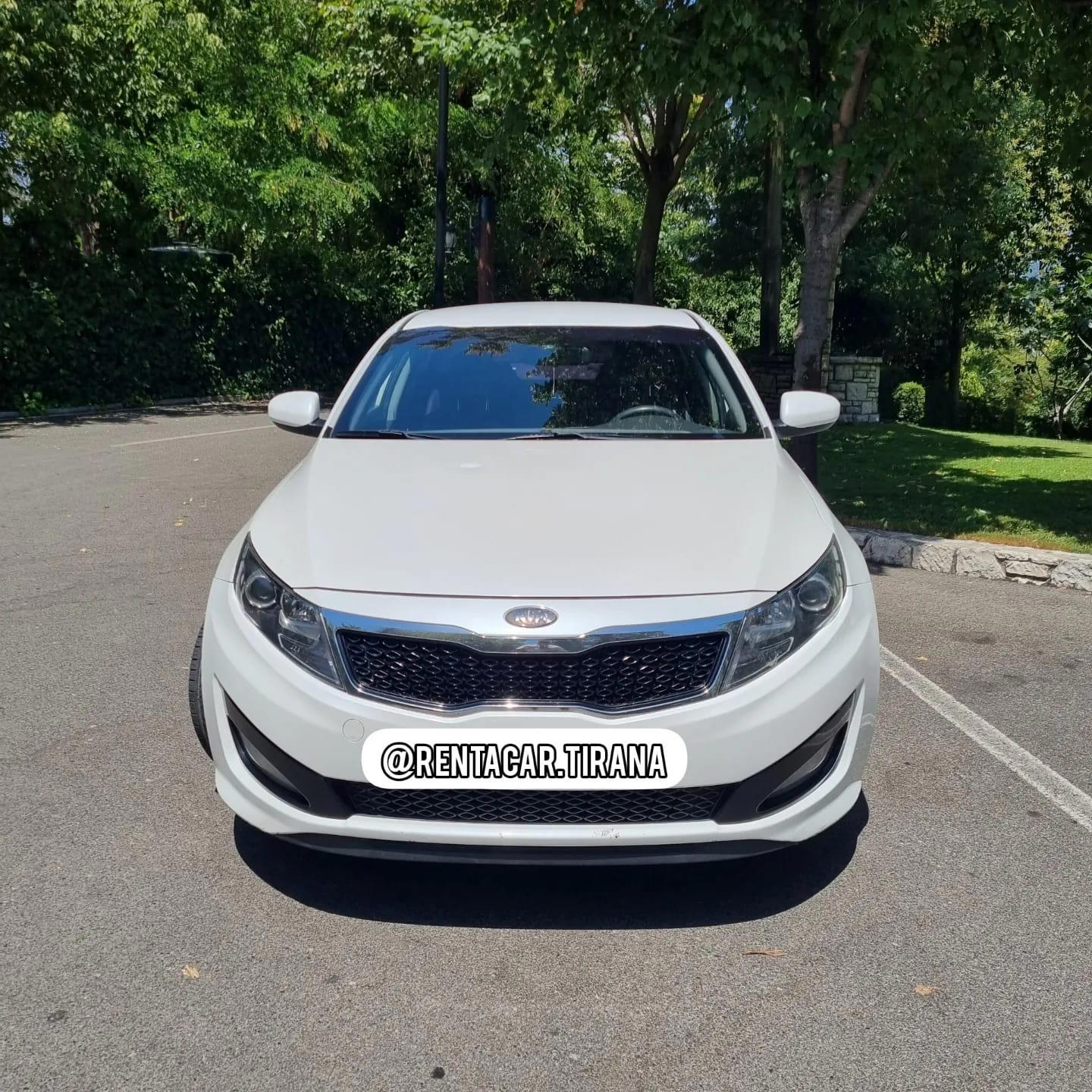 Kia K5 - main photo