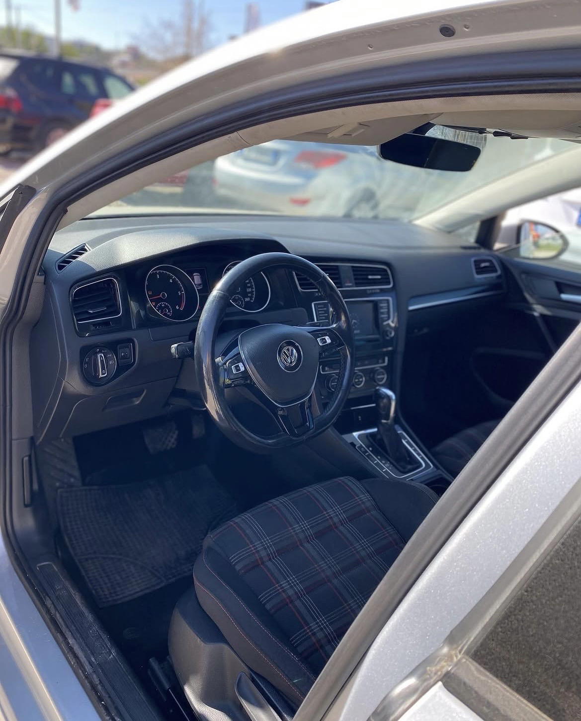 Volkswagen Golf - photo 3